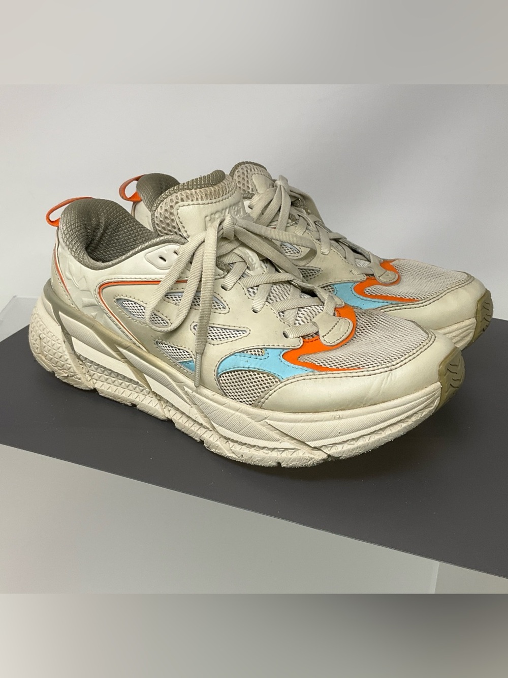 Hoka One One Clifton Opening Ceremony Tan sand Clifton rare htf
